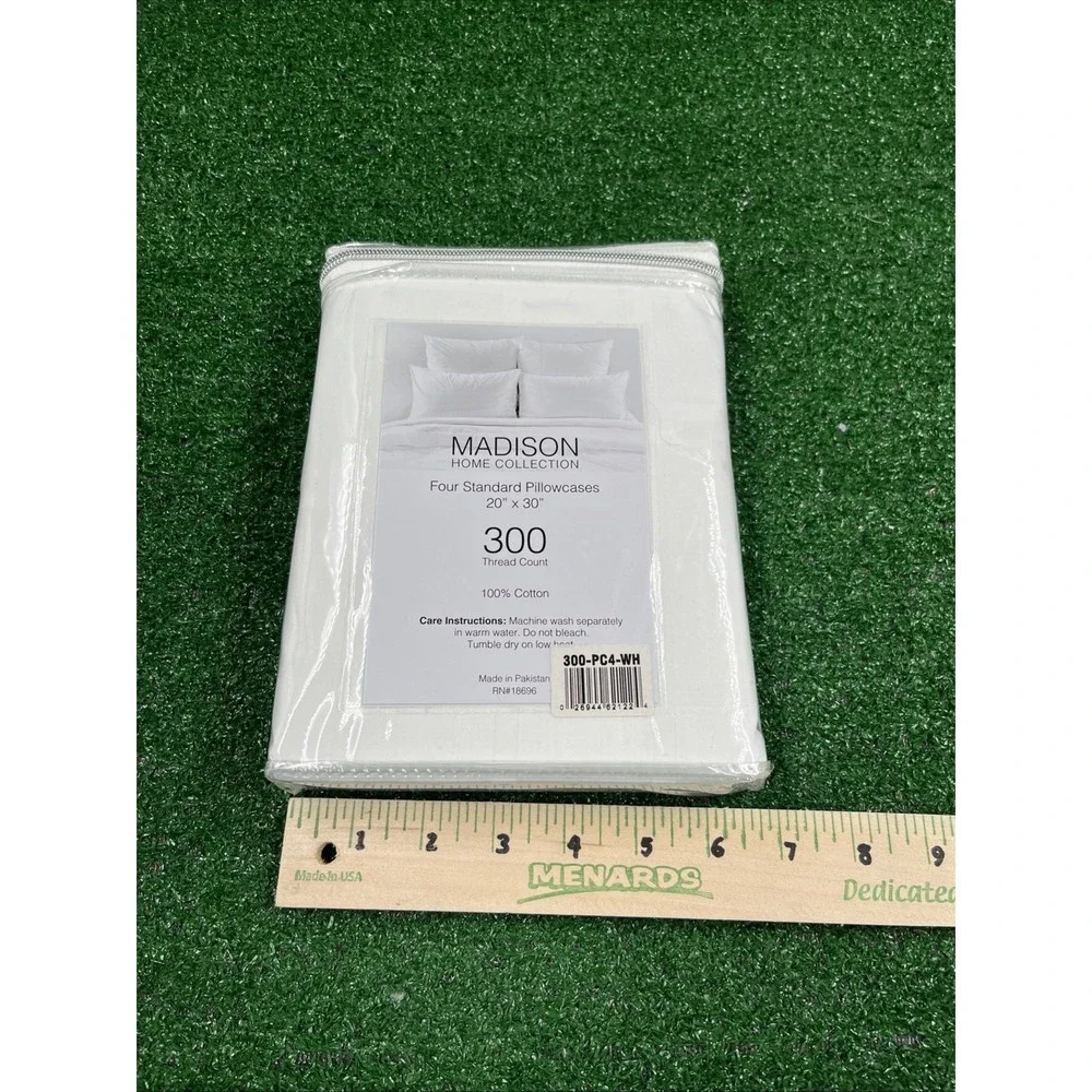 Madison Home Collection 300 Thread Count Set of 4 Pillowcases Standard White NEW